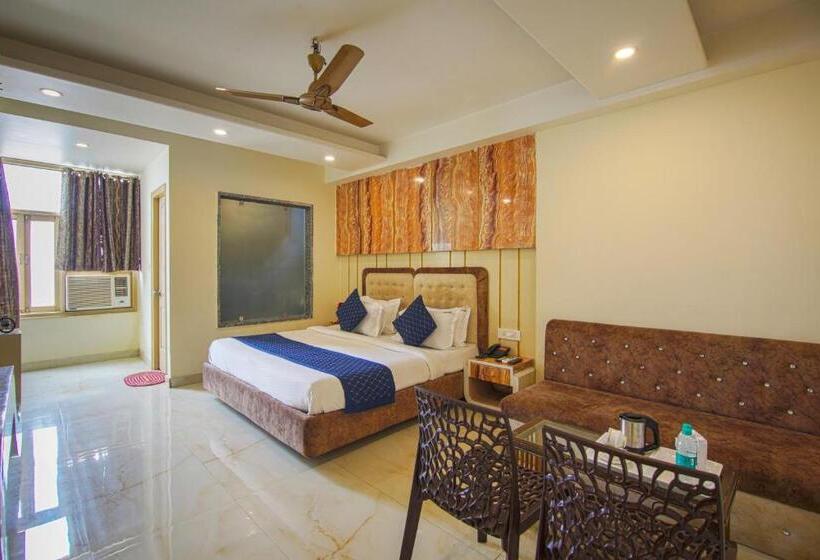 ホテル The Rasa At Vasundhara