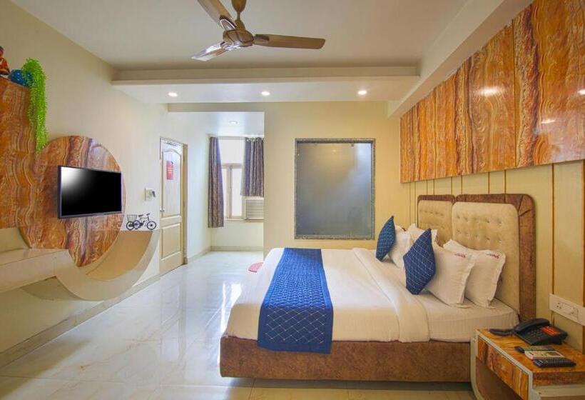 ホテル The Rasa At Vasundhara