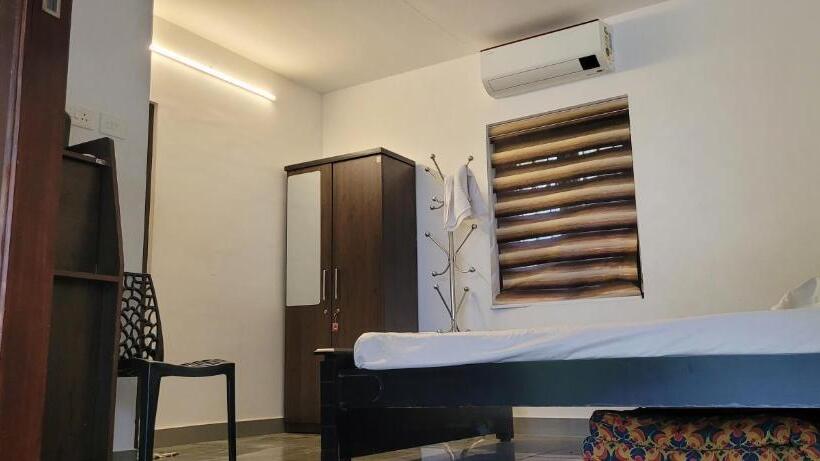 호텔 Thengaparambath Retreat