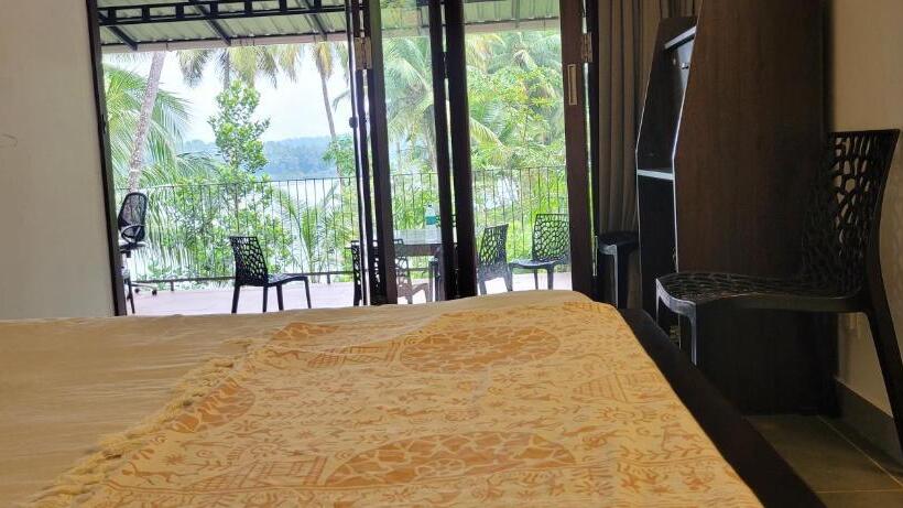 호텔 Thengaparambath Retreat