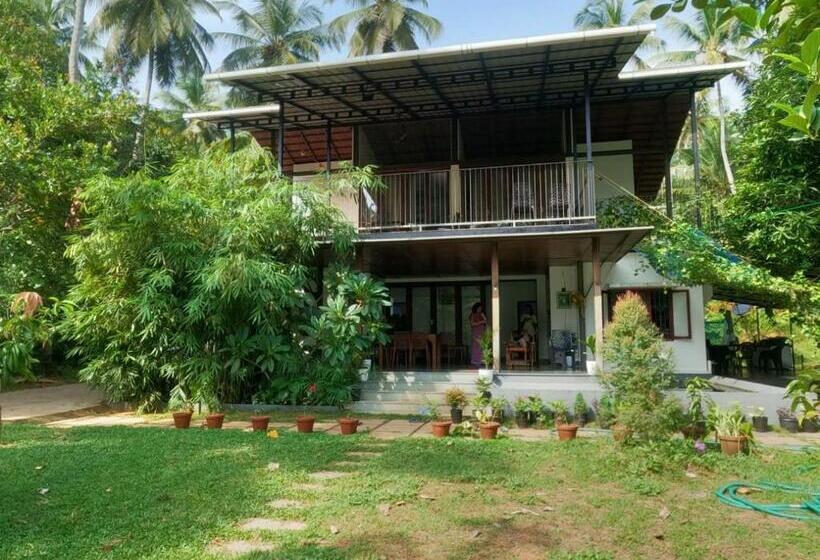 호텔 Thengaparambath Retreat