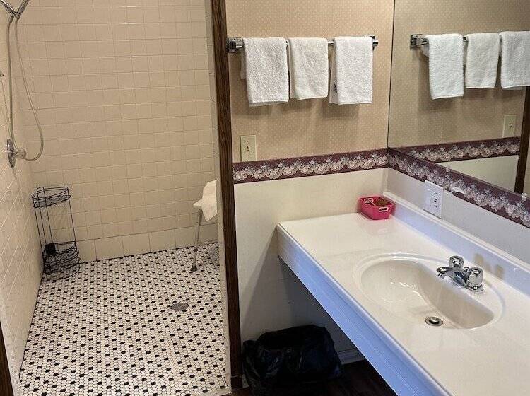 فندق Valley Inn And Suites