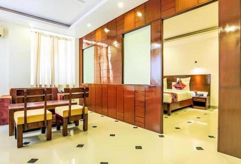 Отель Wonderland Inn