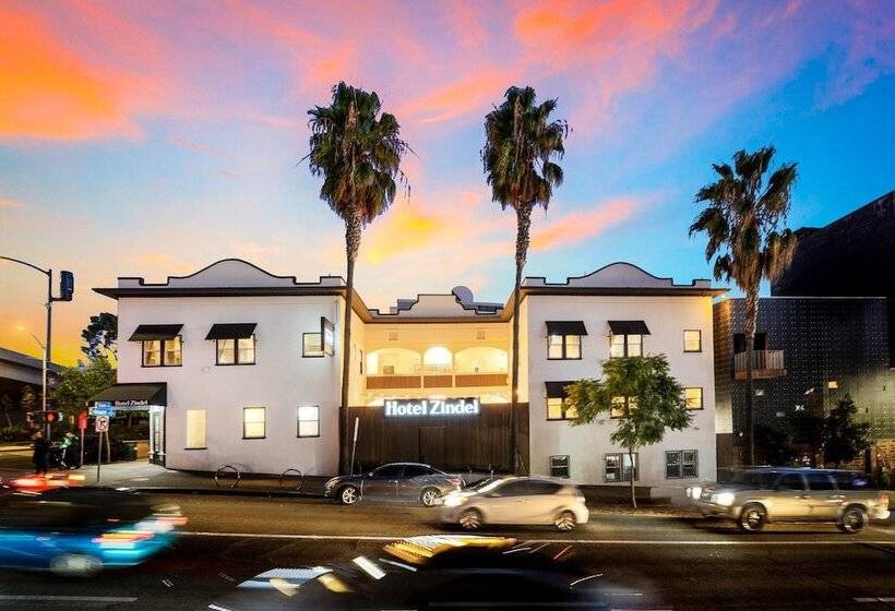 هتل Zindel