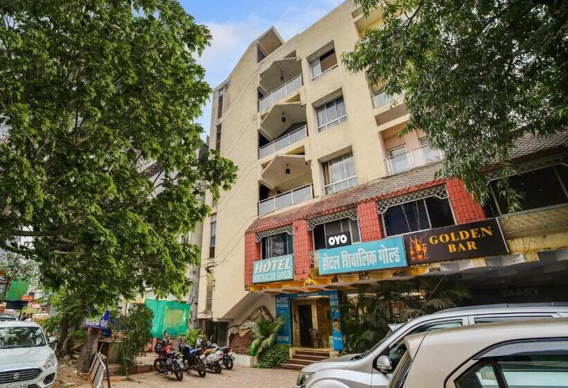 Oyo Hotel Shivalik Gold