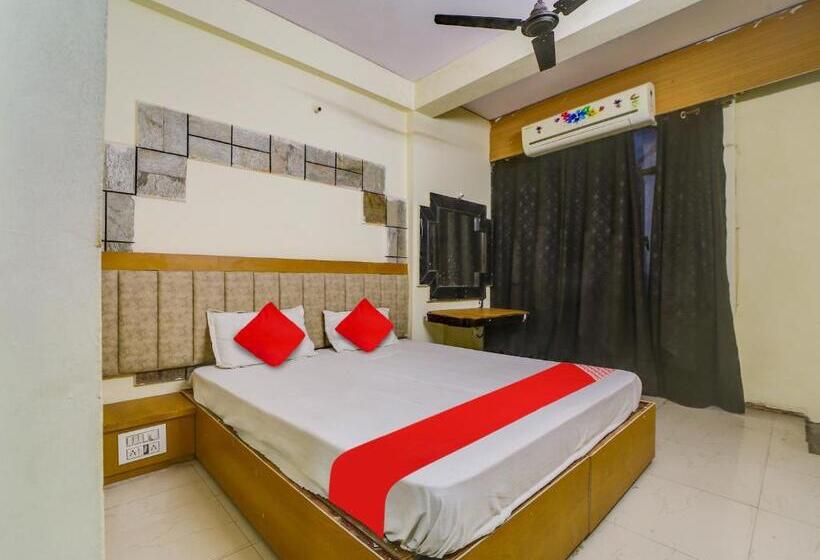 Oyo Hotel Shivalik Gold