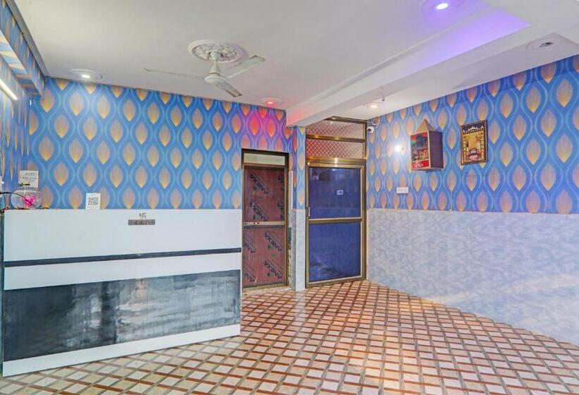 Oyo Hotel Surya Palace