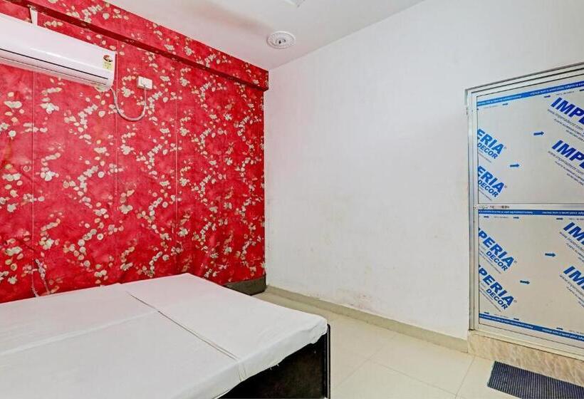 Oyo Hotel Surya Palace