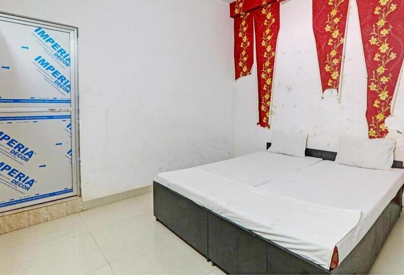 Oyo Hotel Surya Palace