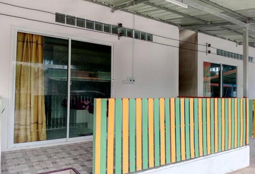 פנסיון ธมนเพลส