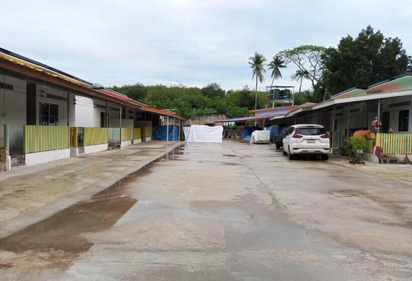 פנסיון ธมนเพลส