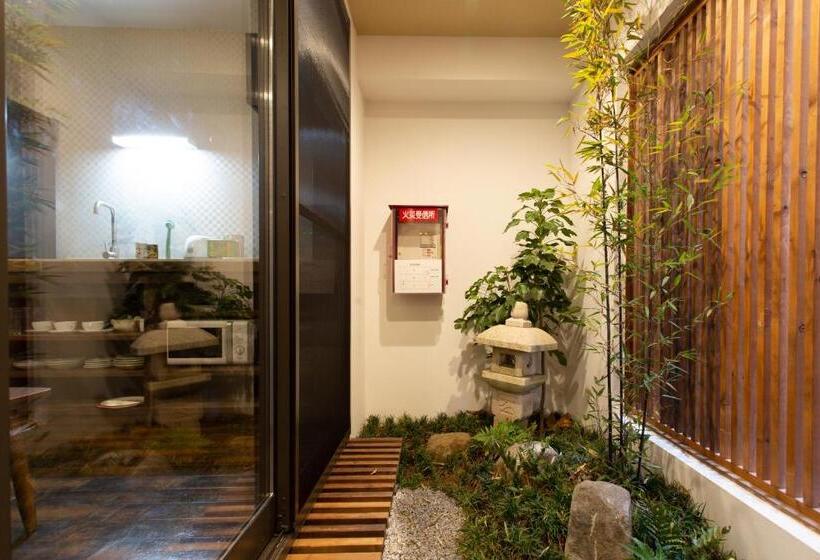 بنسيون 静響の宿2階