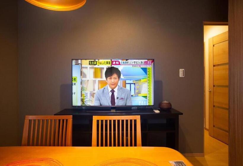 بنسيون 静響の宿2階