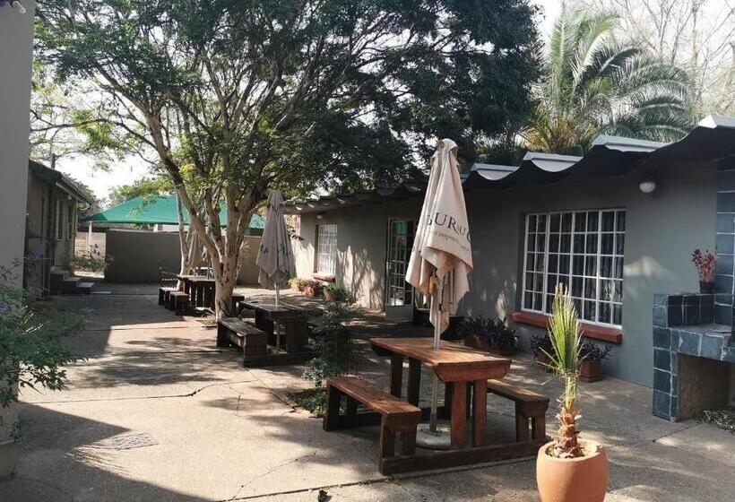 Пансион A Double Room With Bathroom 15