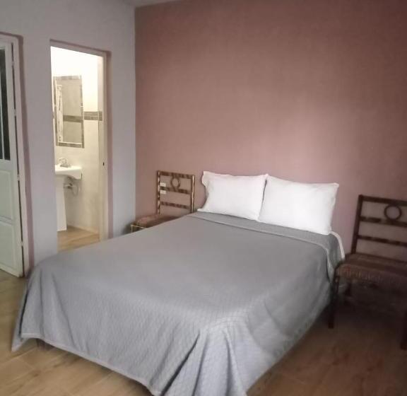 ペンション Casa Hotel Rousse