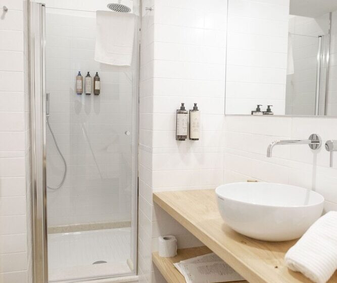 פנסיון Domus Vitra