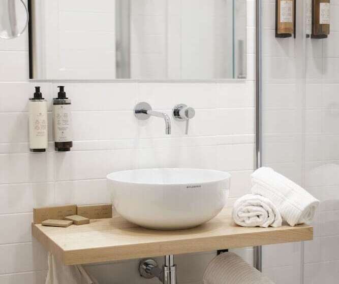 פנסיון Domus Vitra