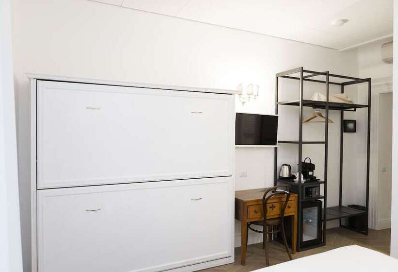 פנסיון Domus Vitra