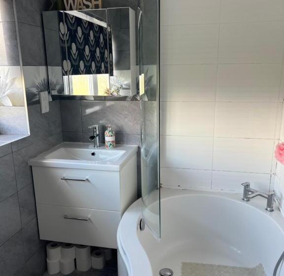 פנסיון Edyta’s Stay