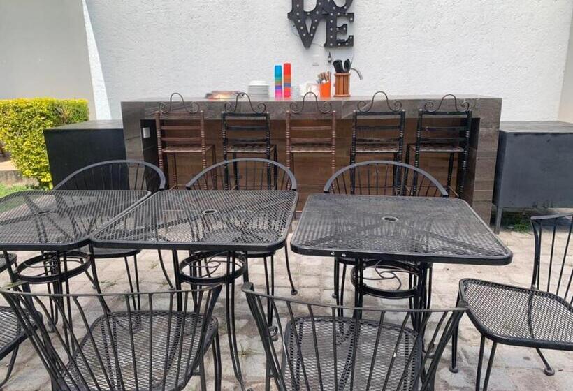 ペンション El Cielo Hospedaje Y Jardín