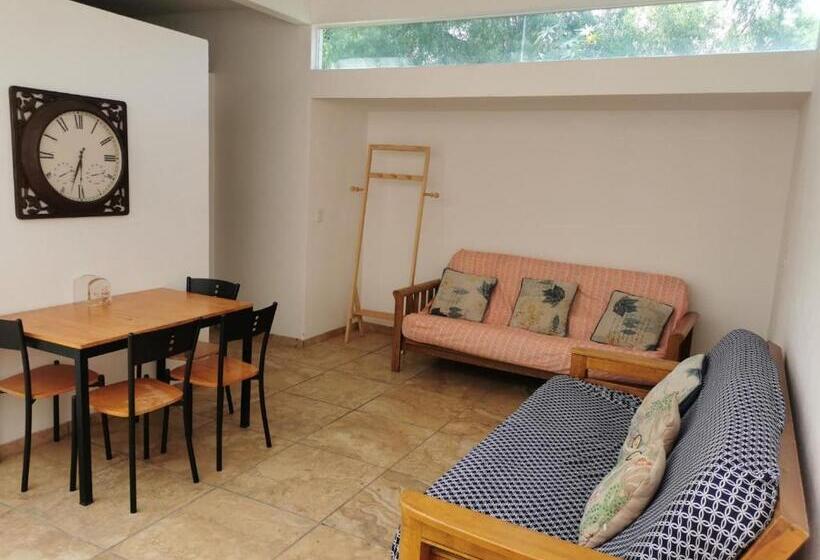 ペンション El Cielo Hospedaje Y Jardín