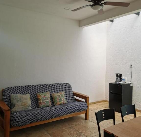 ペンション El Cielo Hospedaje Y Jardín