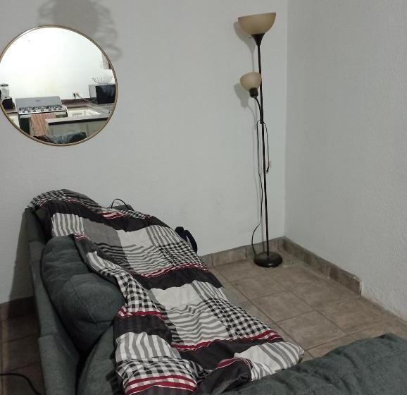 ペンション Estancia Expres