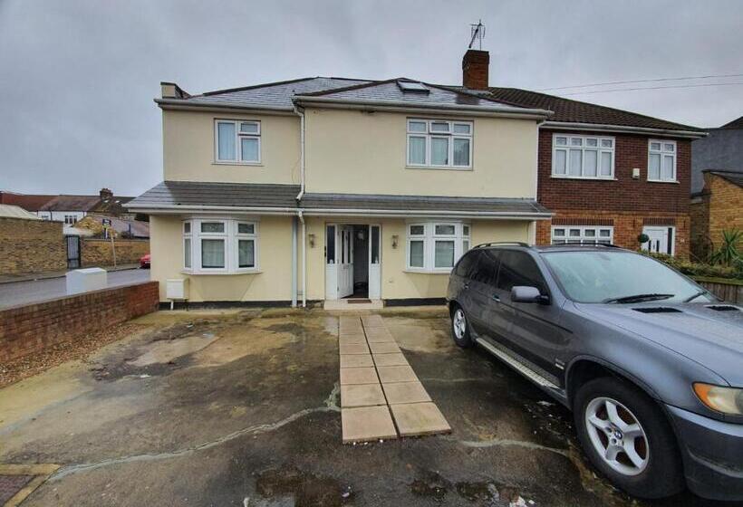 ペンション Ilford Rooms