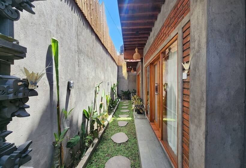 פנסיון Jineng Guest House By The Swand