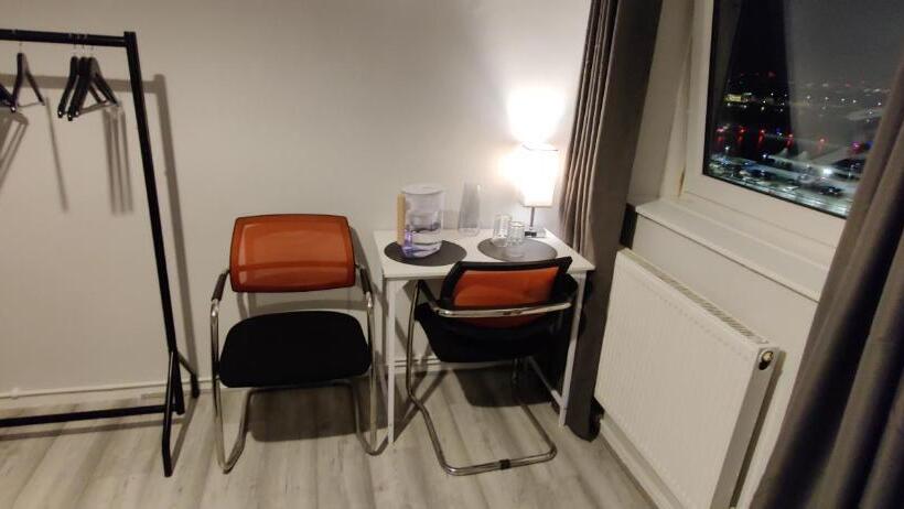 פנסיון London City Airport   Rooms