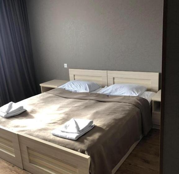 پانسیون Magnati