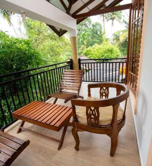 Пансион Manel Eco Lodge, Kathaluwa