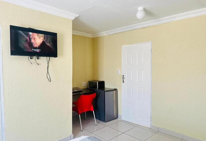 بنسيون Mbt Guesthouses