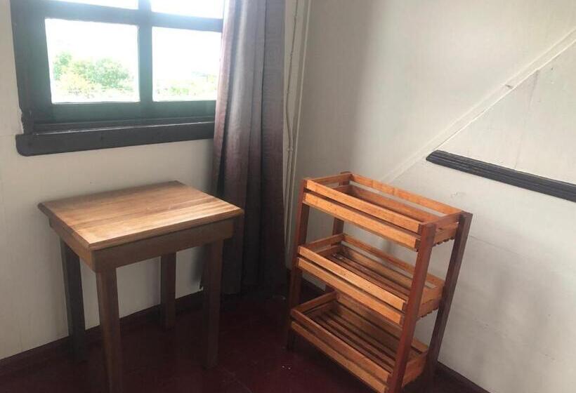 Pensão Pied A Terre