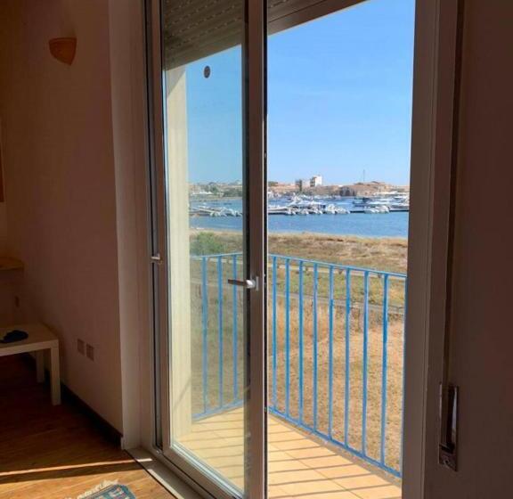بنسيون Stanza Panoramica Con Terrazza Privata Sul Mare