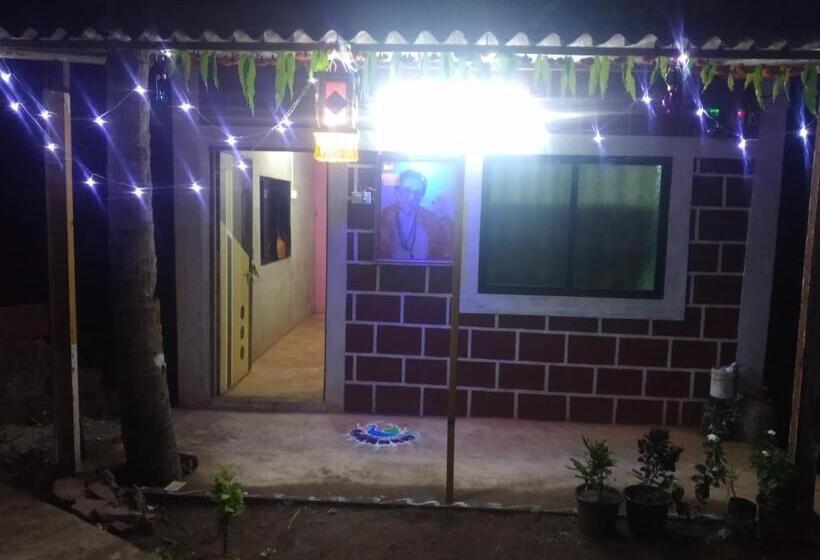 بنسيون Tavsalkar Home Stay