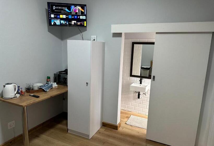 펜션 Tranquil Private Rooms Hermanus