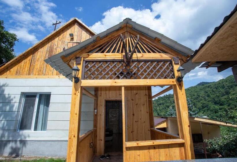 بنسيون Vahagnadzor Guest House