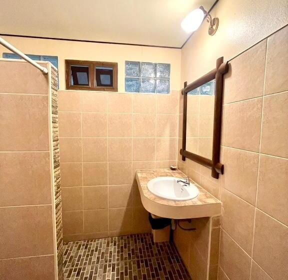 리조트 วรินธรน์รีสอร์ท