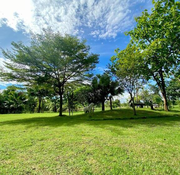 리조트 วรินธรน์รีสอร์ท