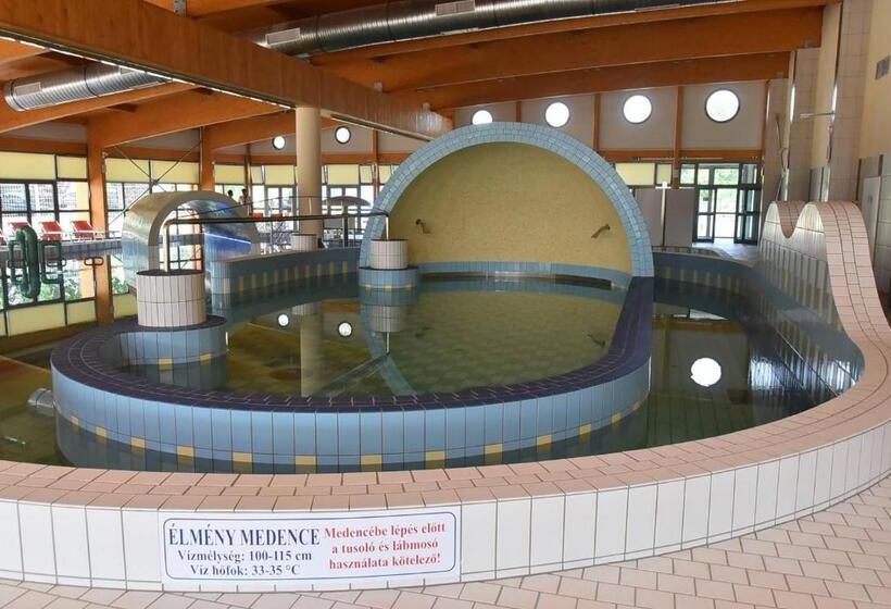 Курорт Szentesi Sport  és üdülőközpont