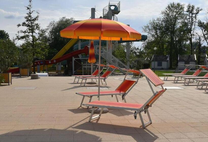 Курорт Szentesi Sport  és üdülőközpont