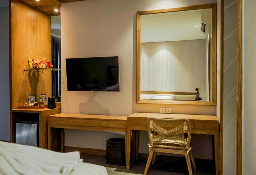 Tabebuya Resto & Resort