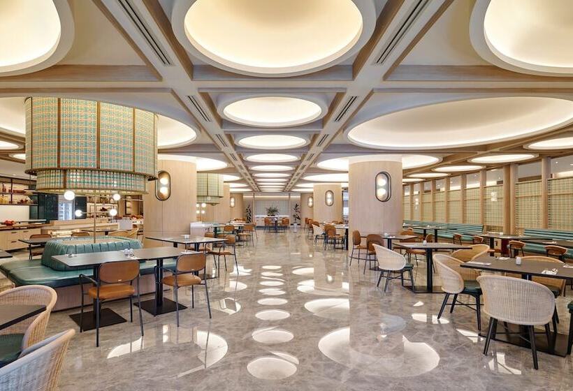 Vivere Hotel, Artotel Curated