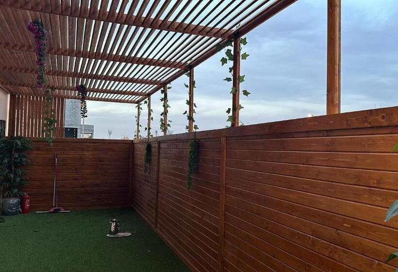 نجد هاوس   نساء فقط Ladies Hostel