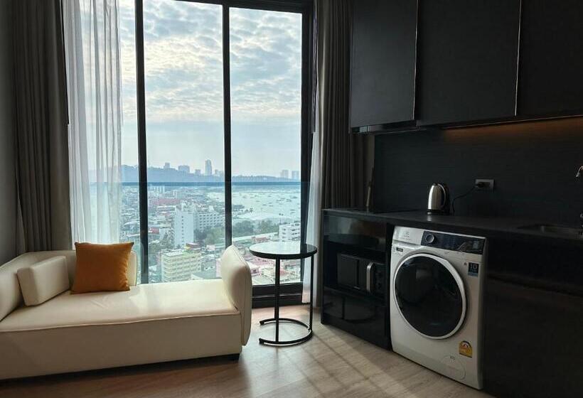 502 Edge芭提雅市中心25楼高层海景服务公寓，芭提雅海湾景观，近沙滩，步行街，购物中心