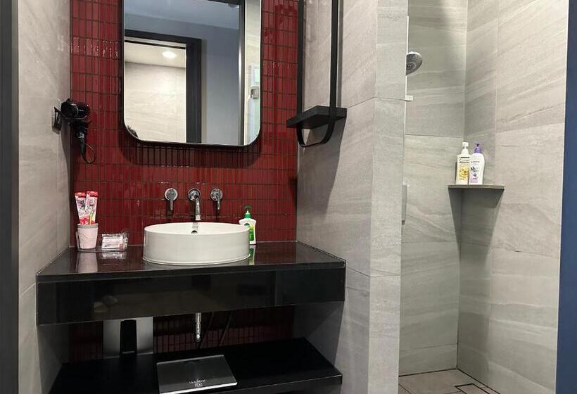 502 Edge芭提雅市中心25楼高层海景服务公寓，芭提雅海湾景观，近沙滩，步行街，购物中心