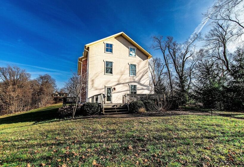 فندق صغير Furness Mansion