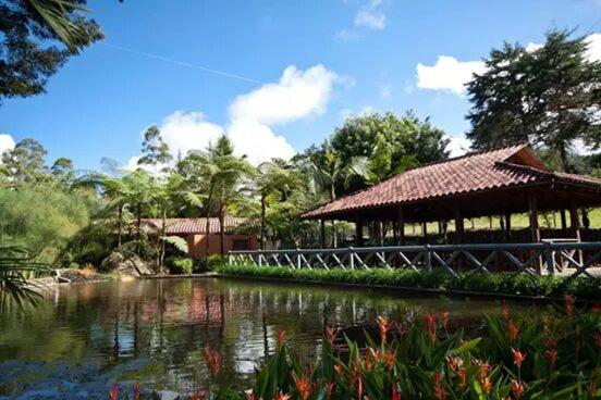 הוסטל Posada Turística Avalon