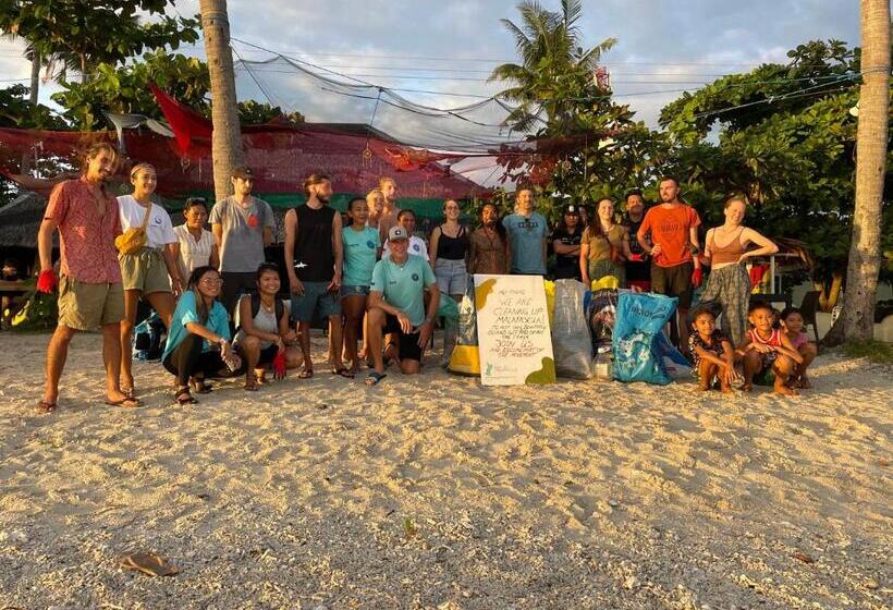 هاستل Tribal Huts Community